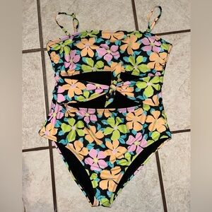 Women’s Swimwear
